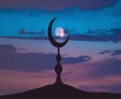 Ramadan will officially start when the crescent moon coincides with the astronomical new moon. With current predictions supposing this will be either Wednesday March 22nd or Thursday March 23rd, we’ll give you a quick run-down on some of the key factors of Ramadan 2023.