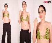 Urfi javed made her Top with Fruit this time, Posts stunning video on Instagram, Video Viral. Recently, Urfi Javed glammed up Lakme Fashion Week with her Black Monokini look, Video Viral. Urfi Grabs everyone&#39;s Attention one more time with a beautiful and bold Look. So Many Controversies related to Urfi javed&#39;s dressing sense are going on. Still, Urfi gave this Statement that she will continue her work whatever she is doing. Check out her latest video of Urfi Javed. watch video to know more &#60;br/&#62; &#60;br/&#62;#UrfiJavedNewVideo #UrfiJavedKiwiTop #UrfiJavedTrolled &#60;br/&#62;